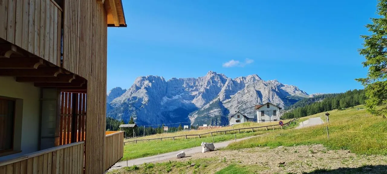 Chalet Alpenrose Misurina 0*,  Italy