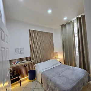 ** Guest house Room&jacuzzi Italy